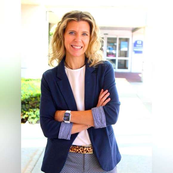 Meet your Posher, Meredith - Picture 1 of 1